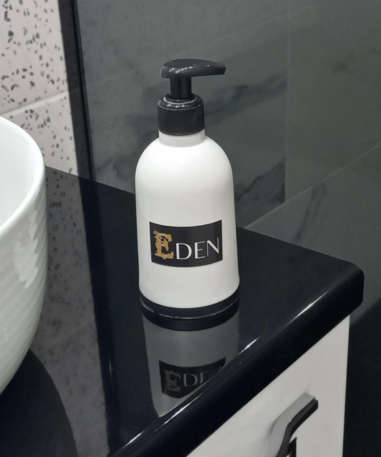 Pansion Eden Hotell Ni Rum bild